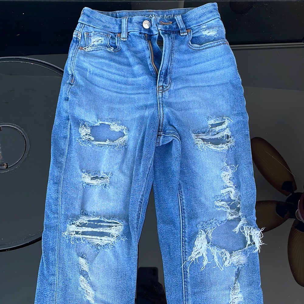 American eagle mom jeans